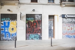 Barcelona streets and doors (30)