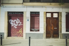 Barcelona streets and doors (32)