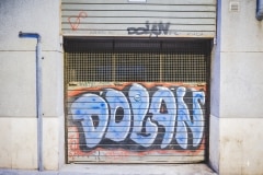 Barcelona streets and doors (43)